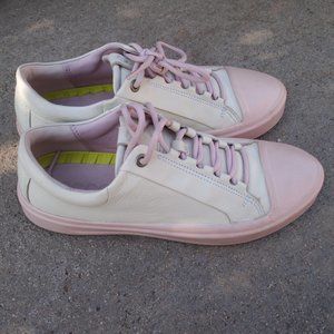 Pink and White ECCO Flexure T-Cap Shadow
